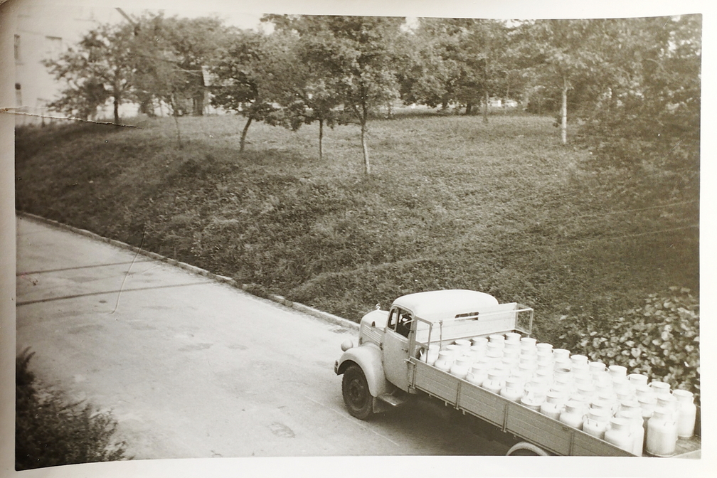 Milchwagen in den 60er Jahren.
