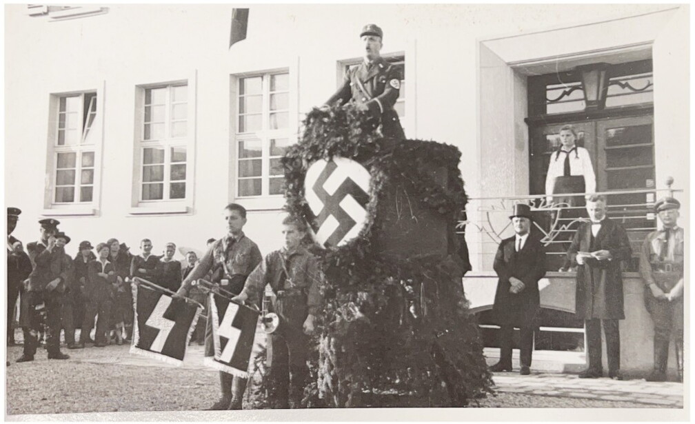 Schulhauseinweihung - Ansprache auf dem Schulhof. 29.08.1936