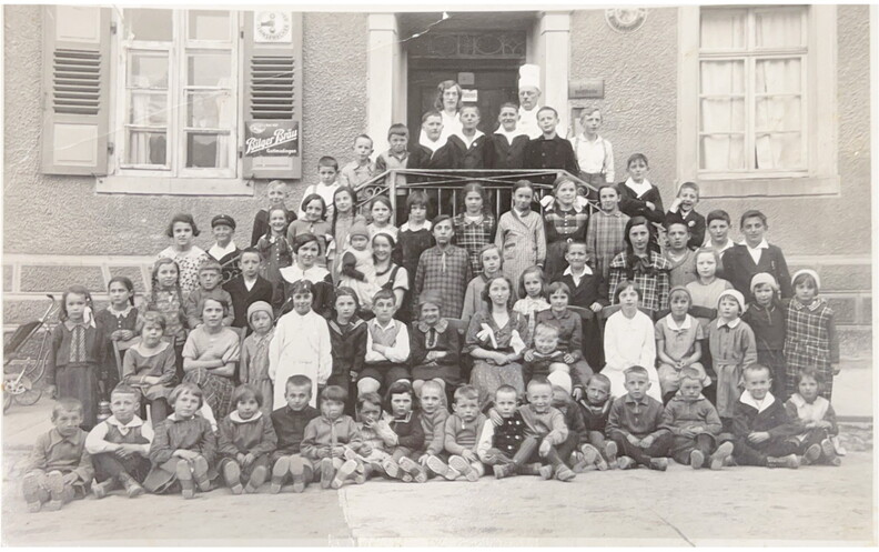 49_Schulklasse_Geisslingen_1928.jpg