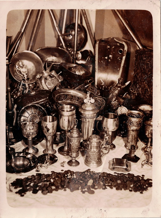 1940 Metallsammlung für die Kriegsmaschinerie. 