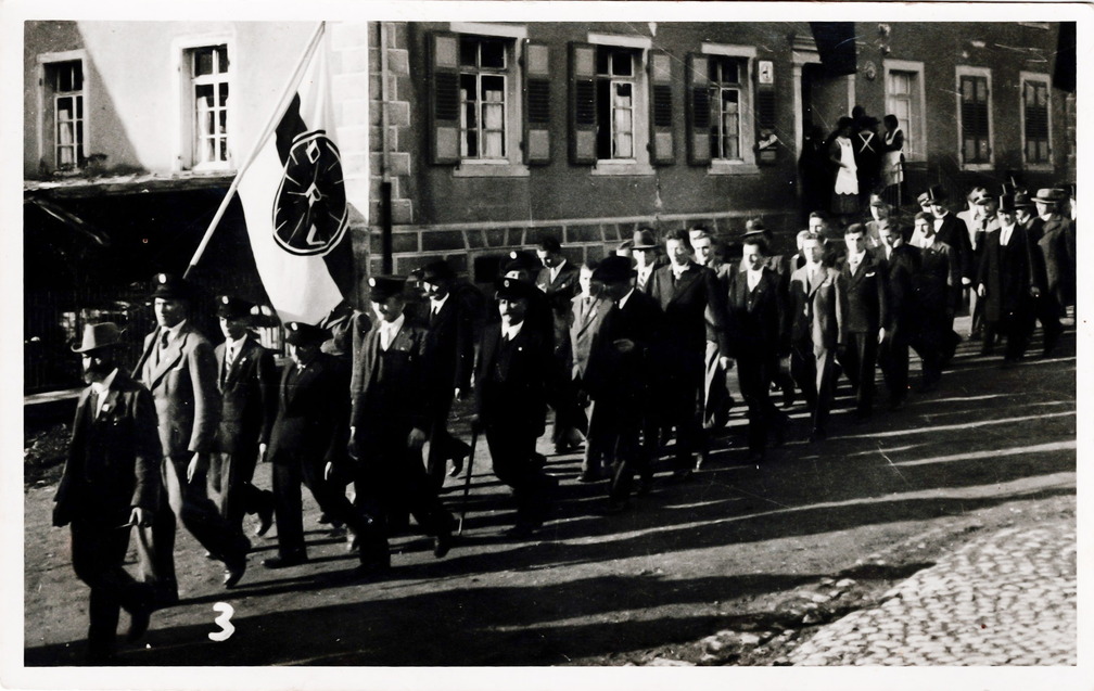 Der Radfahrverein beim Umzug