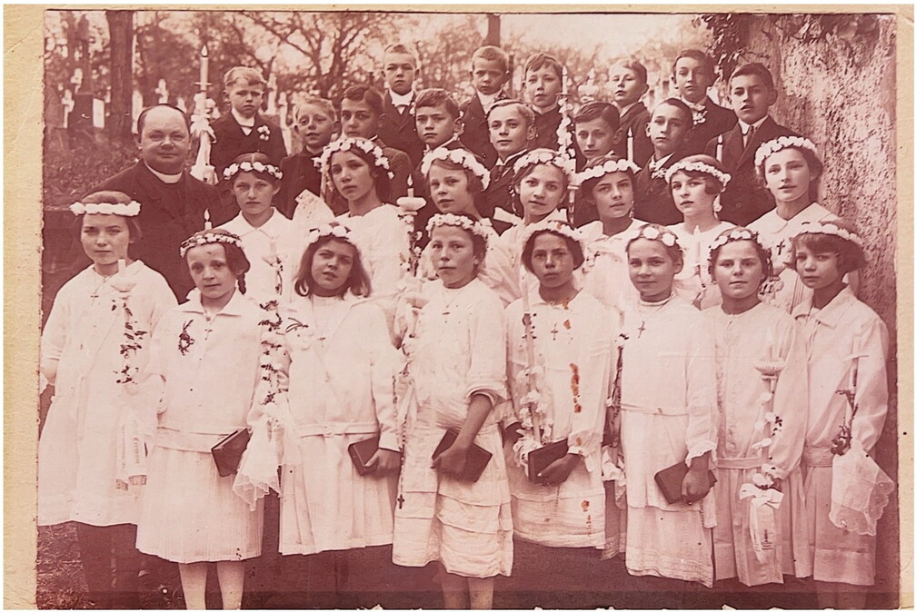 Weisser Sonntag mit Pfarrer Friedrich Weber (zirka 1923)